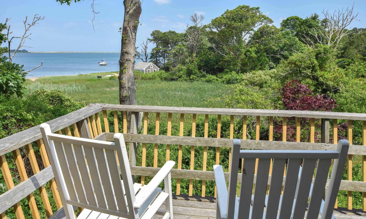 South Orleans House | Waterfront on Pleasant Bay!