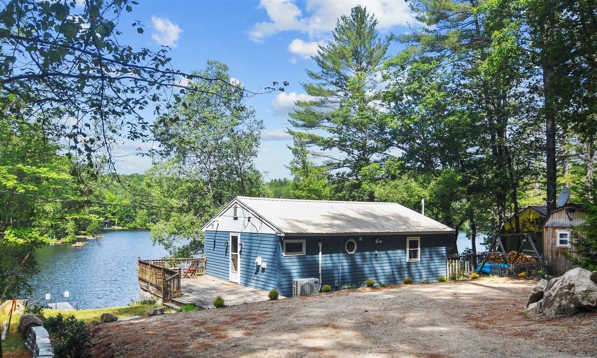 Parsonsfield Cottage | WATERFRONT ON RANDALL LAKE