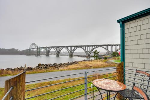 Newport House | Waterfront Oregon Abode with Balcony and Ocean Views!