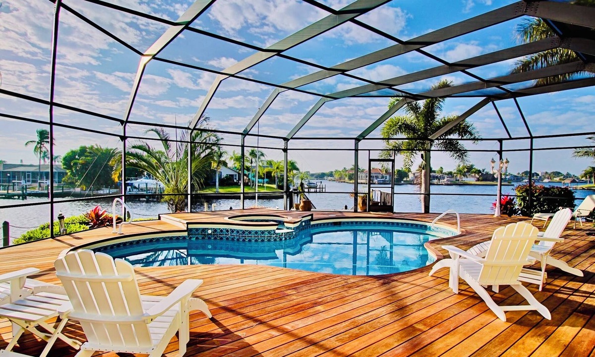 Eight Lakes House | Waterfront Paradise | Pool, Spa, Kayaks & Dock