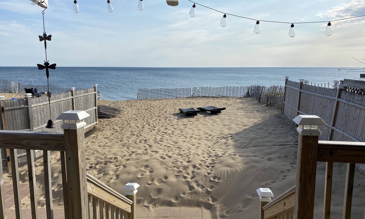 Newbury Condo | Waterfront Plum Island Getaway!