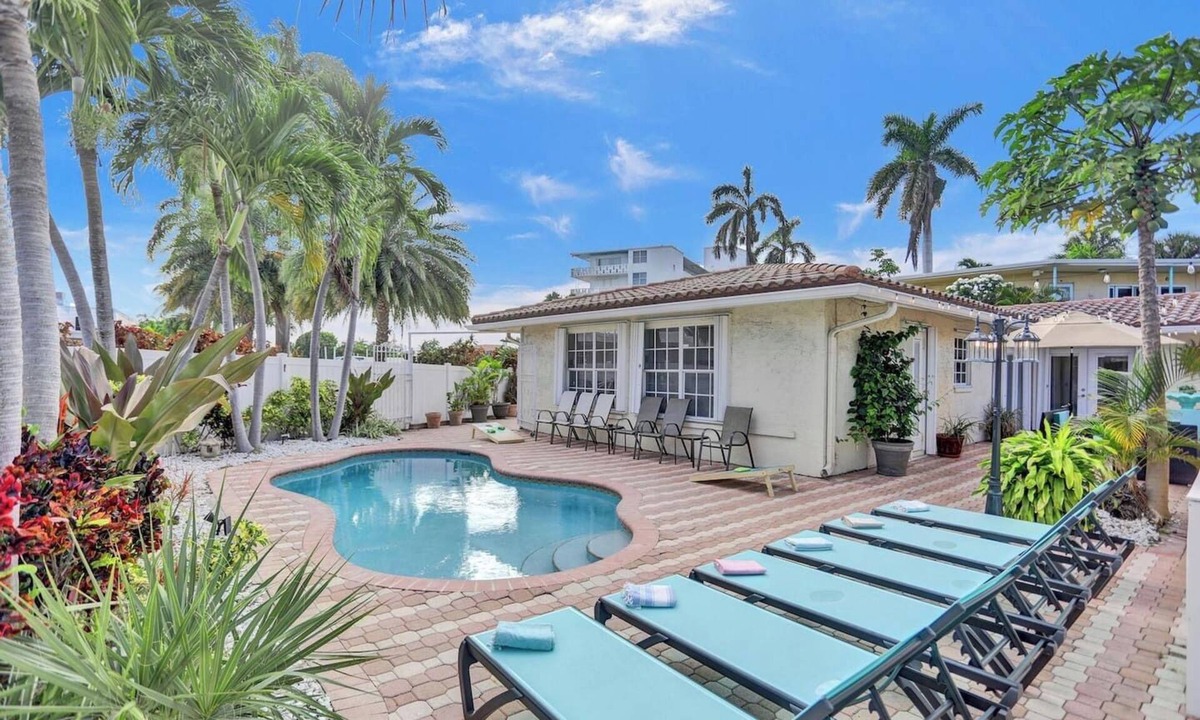 Dolphin Isles House | Waterfront | Pool | Game Room
