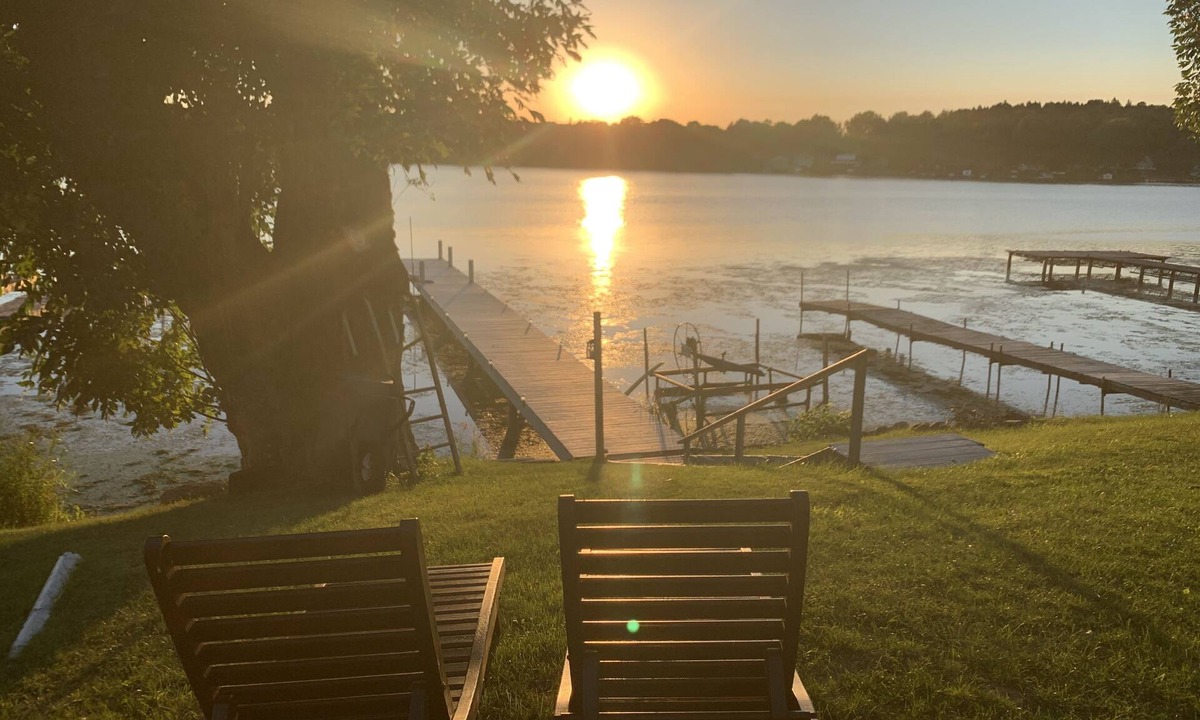 Wolcott Cottage | Waterfront Port Bay Cottage with Private Dock