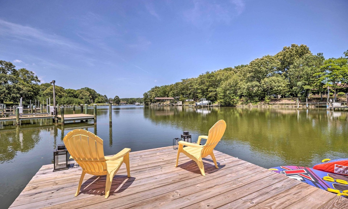 Reedville House | Waterfront Reedville Home w/Private Dock!