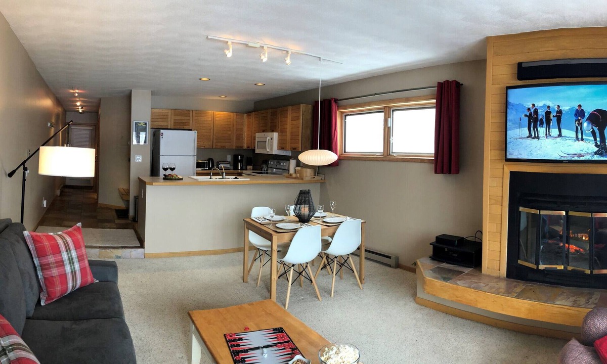 Dillon Condo | Waterfront Retreat on Lake Dillon. Lake/Mtn Views. Great Access to Skiing.