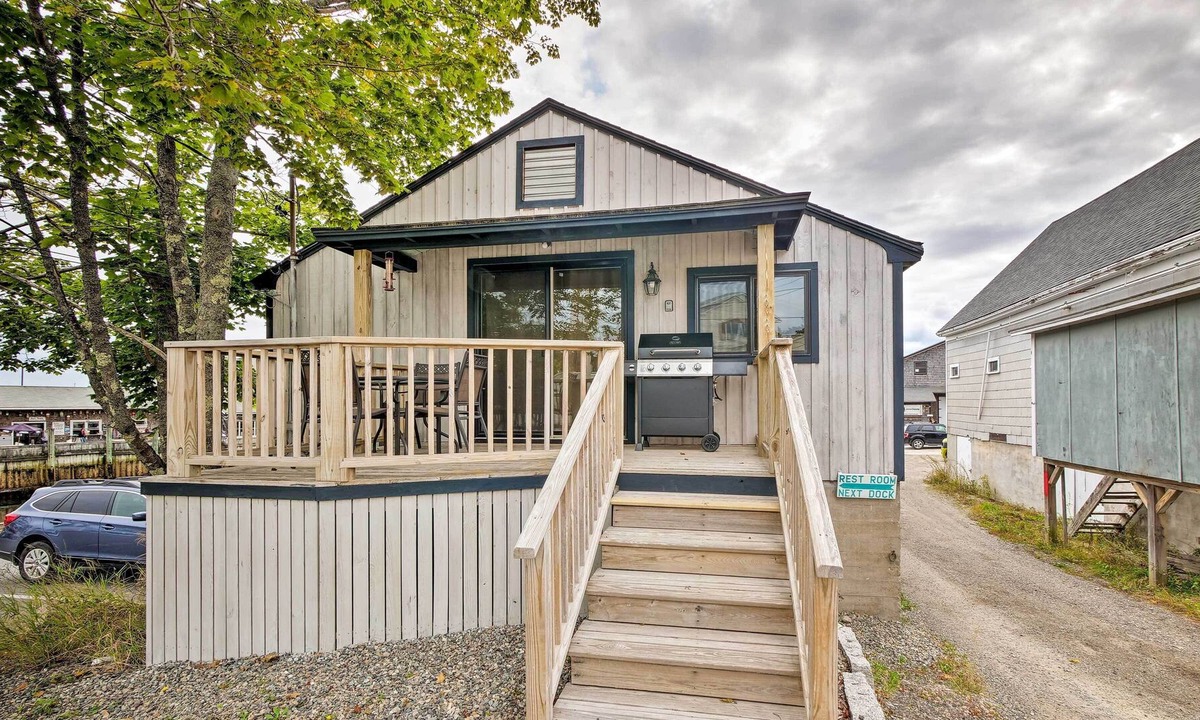 Manset Cottage | Waterfront Southwest Harbor Cottage on Dock!