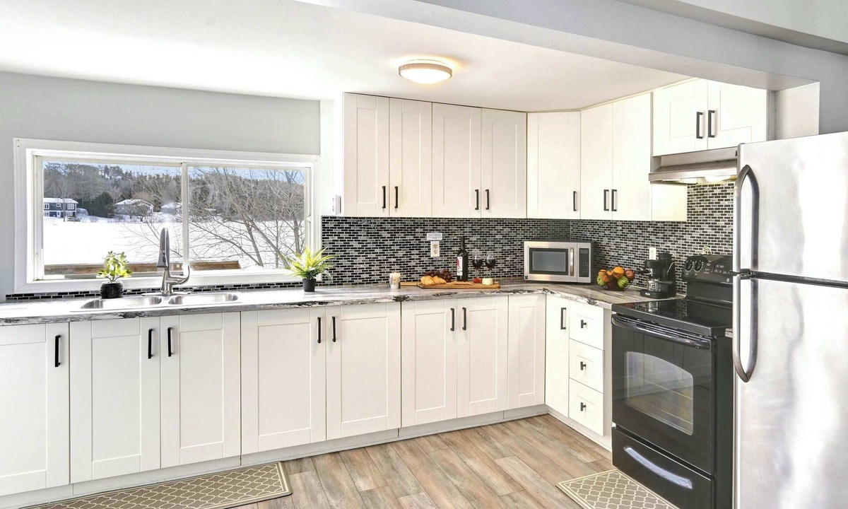 Namur Ski Chalet | Waterfront Spa Affordable 4 to 5 people