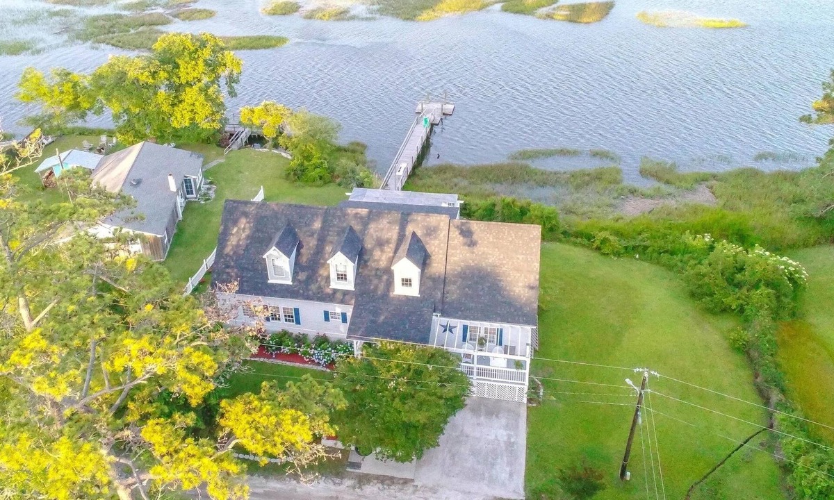 Shallotte House | Waterfront tranquility! Close to everything!