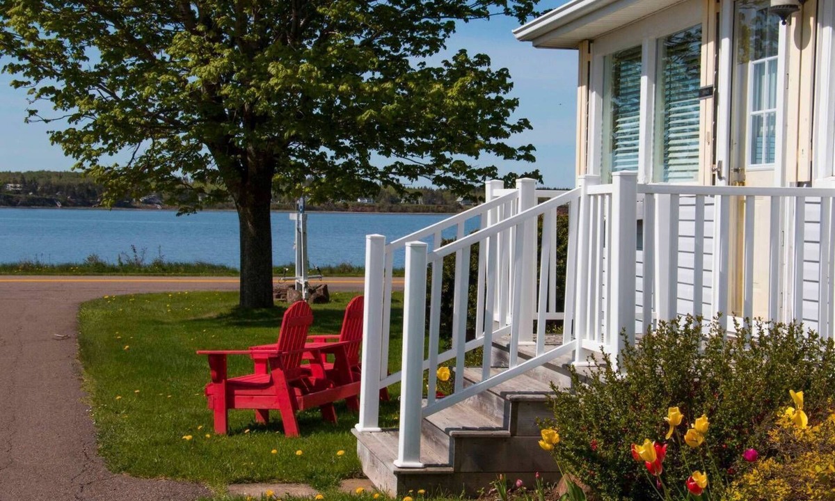 Anne's Land House | Waterfront Vacation Home-Laundry inside、Air Conditioner-Perfect location！