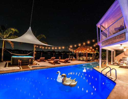 Florida North Atlantic Coast Villa | Waterfront Villa | BBQ, Pool, Cinema and Tiki