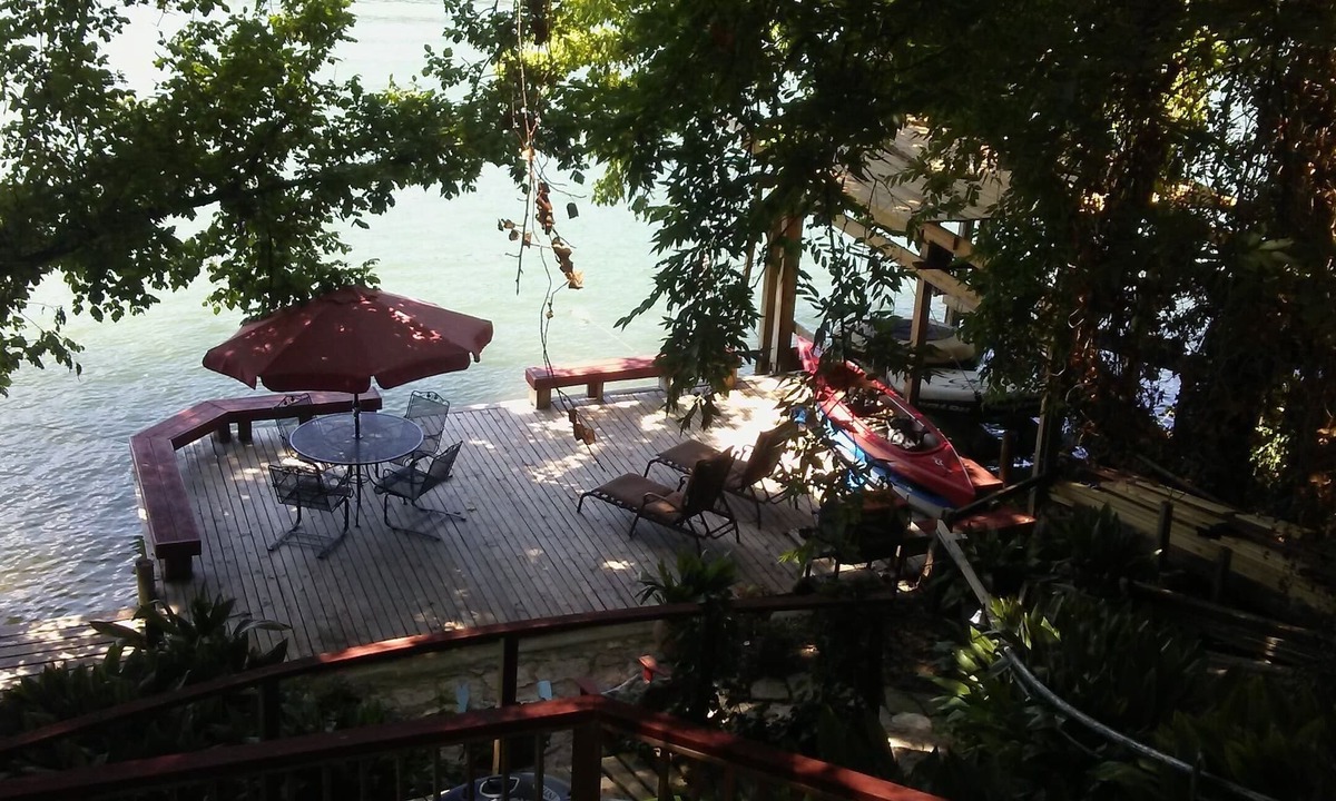 Rio Robles House | Waterfront w/Kayaks, Decks, Paddle boards, Relaxing, Fun!