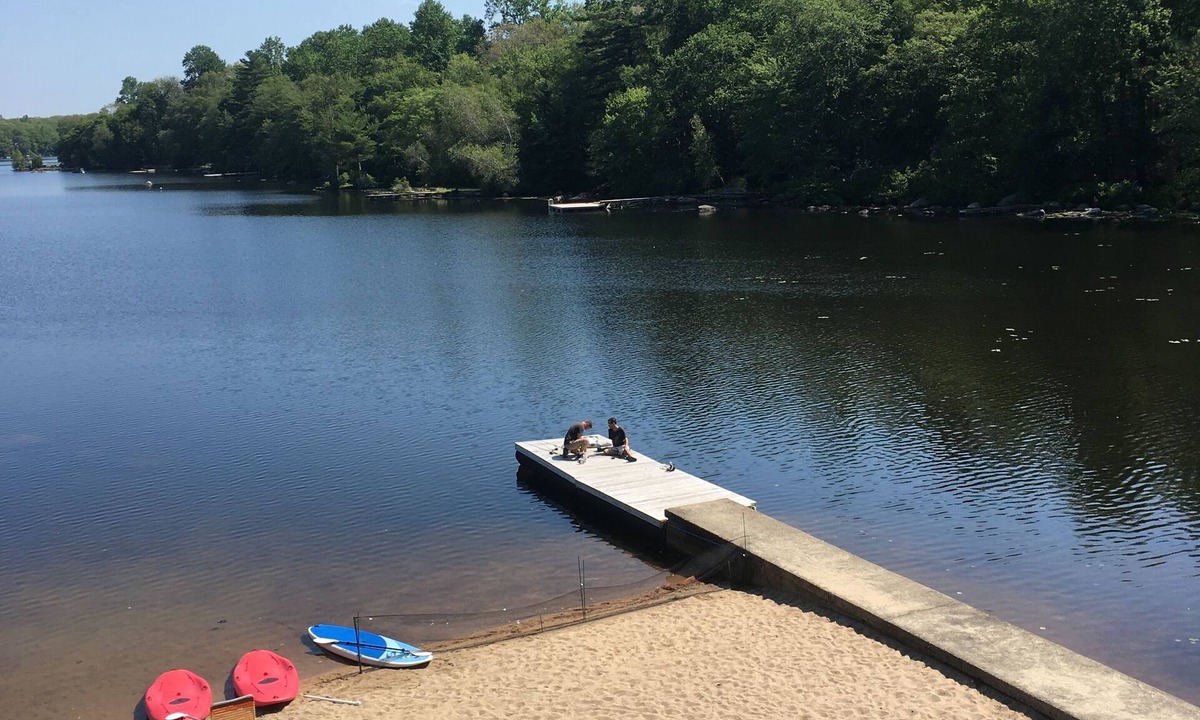 Rockville House | Waterfront With It’s Own Private Sandy Beach