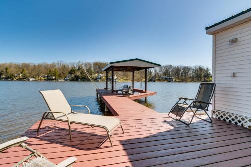 Wolcott House | Waterfront Wolcott Vacation Rental w/Deck & Views