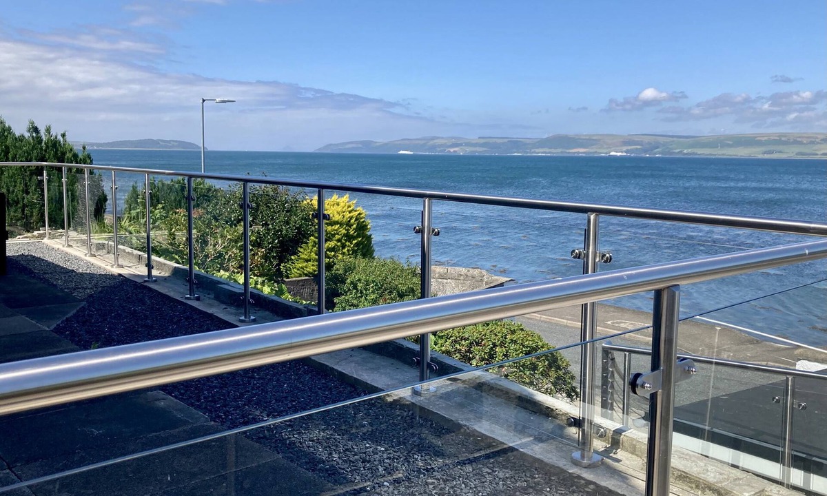 Stranraer Cottage | Waters Edge