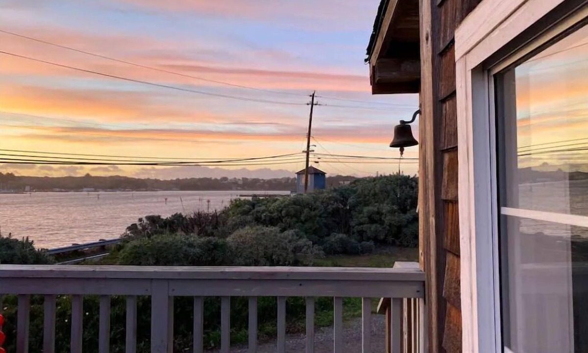 Bodega Bay House | Water’s Edge - Ocean views, Private hot tub