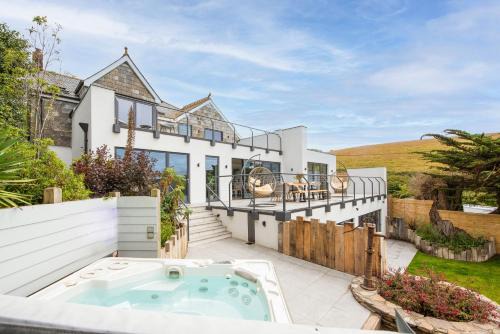 Newquay House | Watersend