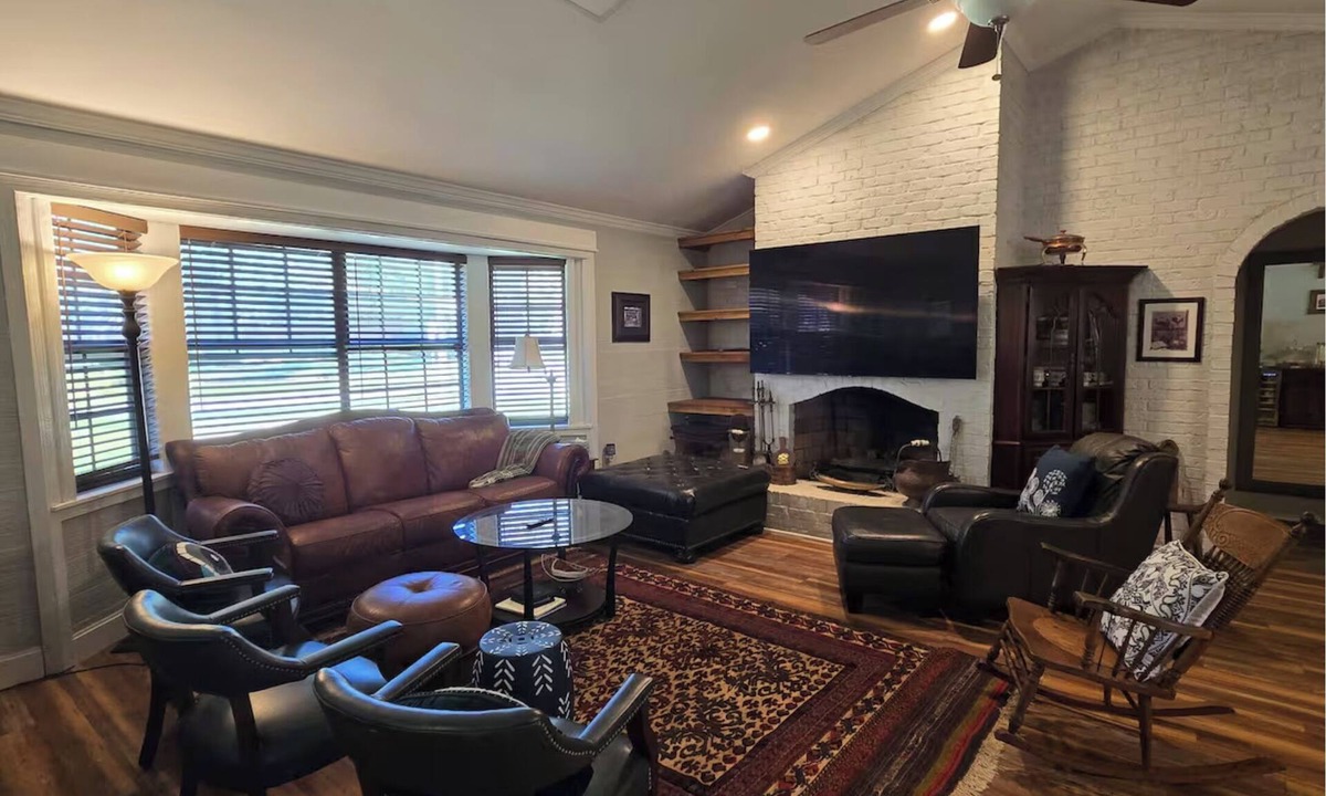 Wright House | Waterside- Spacious home, Dock, Bunks -Sleeps 13
