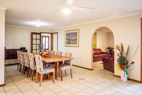 Upper Wakefield House | Watervale Hotel Guesthouse