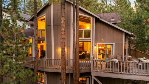 Boulder Bay House | Waterview by AvantStay