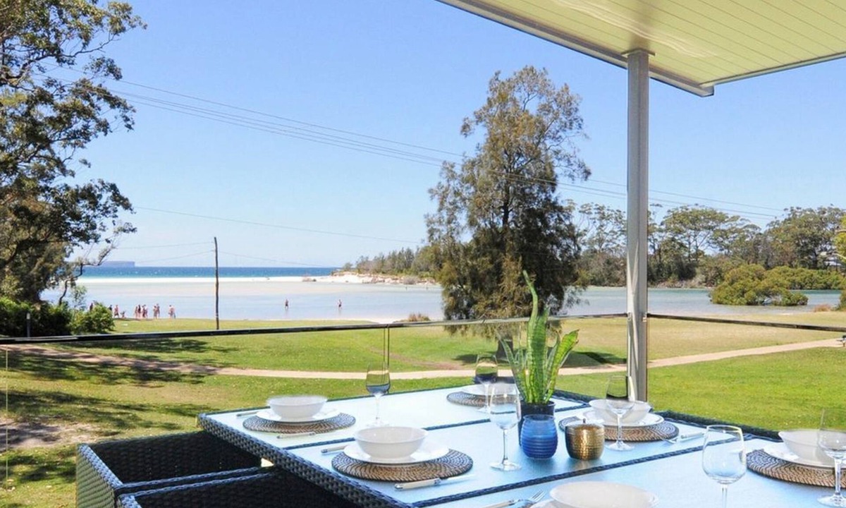 Huskisson House | Waterview by Experience Jervis Bay
