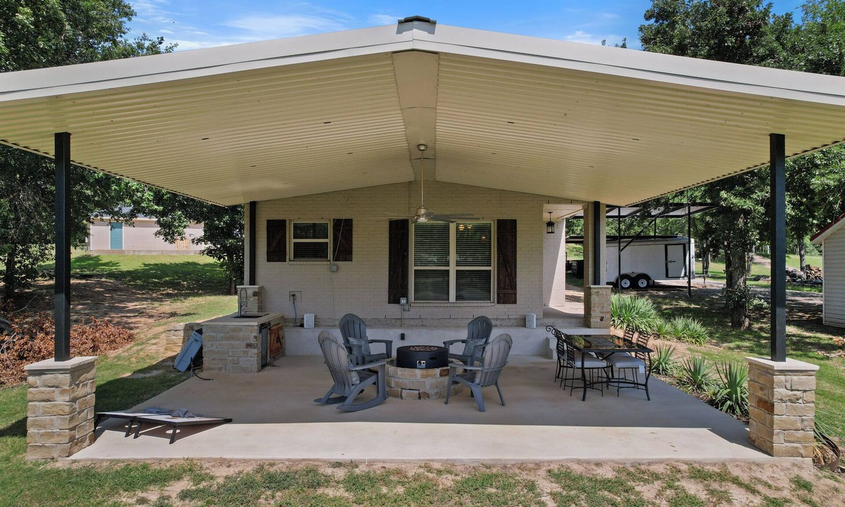 Cayuga House | Waterview Lake House on Richland Chambers