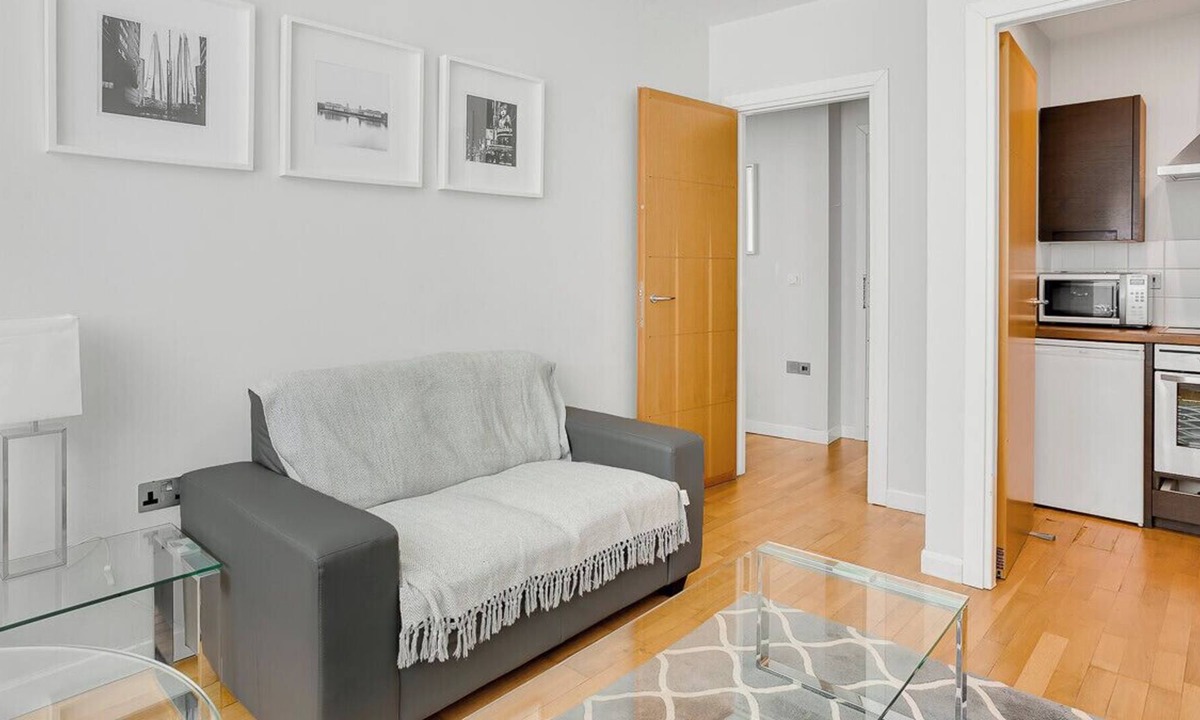 Coleman Street Apartment | Watling Street Residence 4