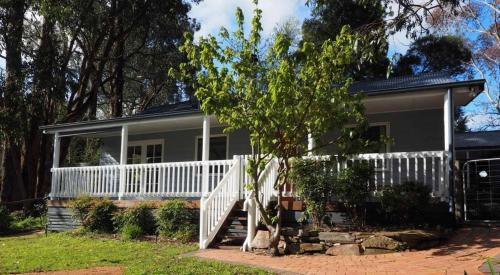 Bridgewater House | Wattle Tree Cottage - Bridgewater