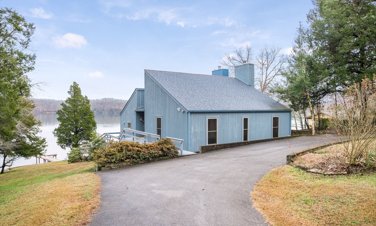 Spring City House | Watts Bar Lake House