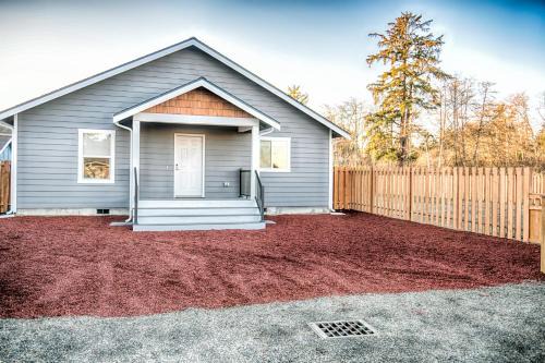 Westport House | Wave Crest Cottage