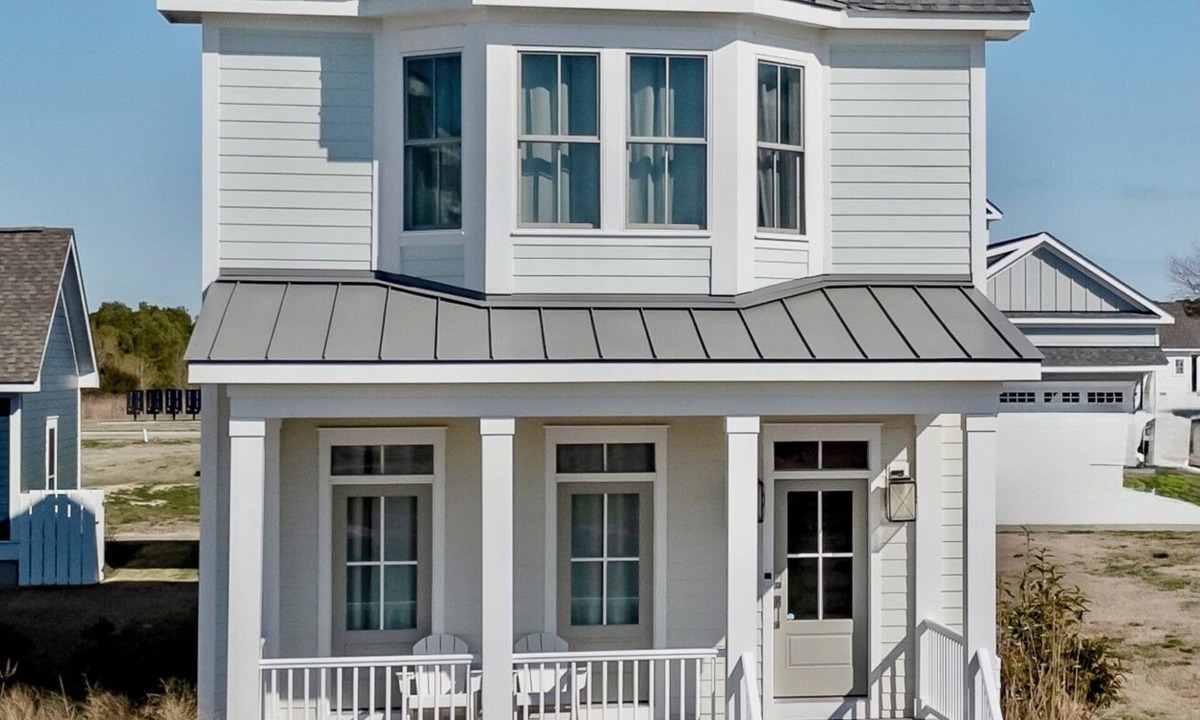 Cape Charles House | Wave Haven @ Cape Charles, a new house near a private beach & nature preserve.