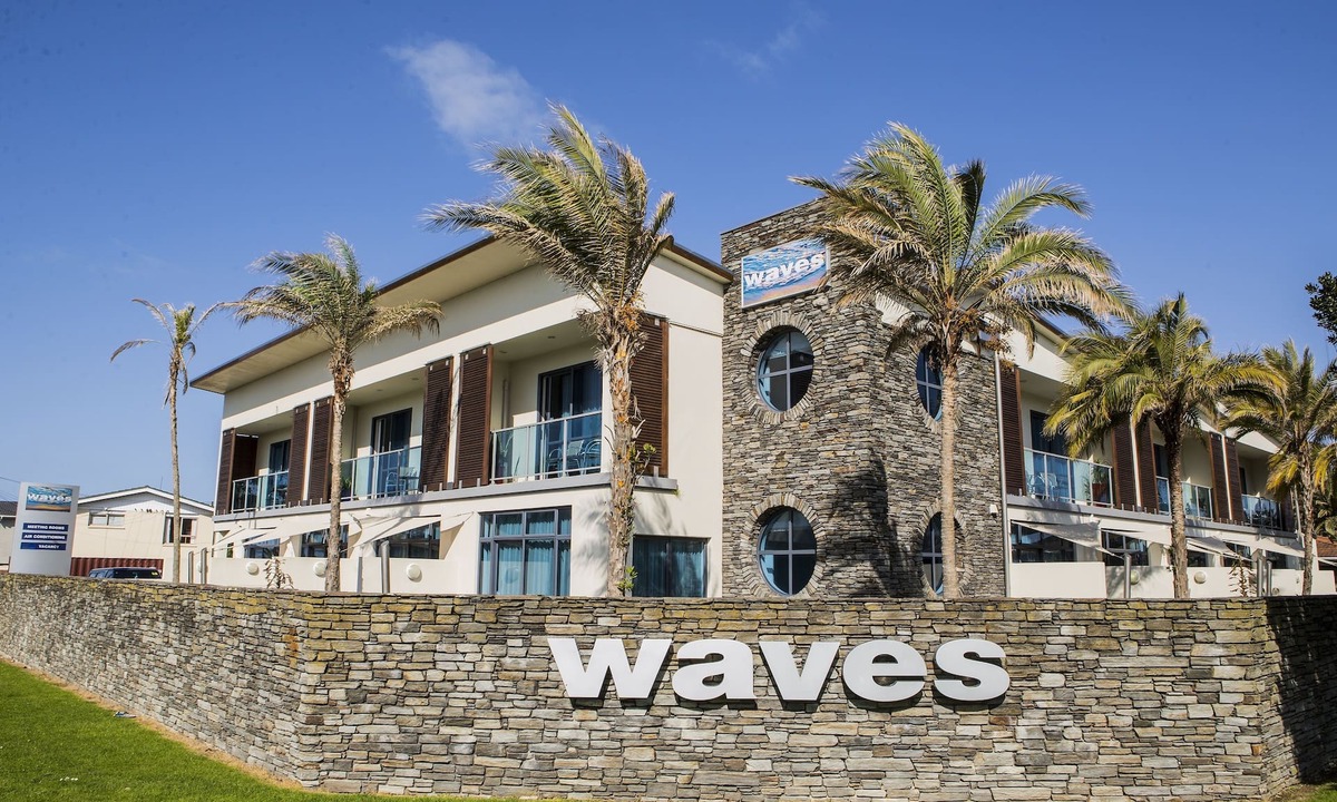 Orewa Hotel | Waves Motel