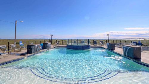 Old Orchard Beach Resort | Waves Oceanfront Resort