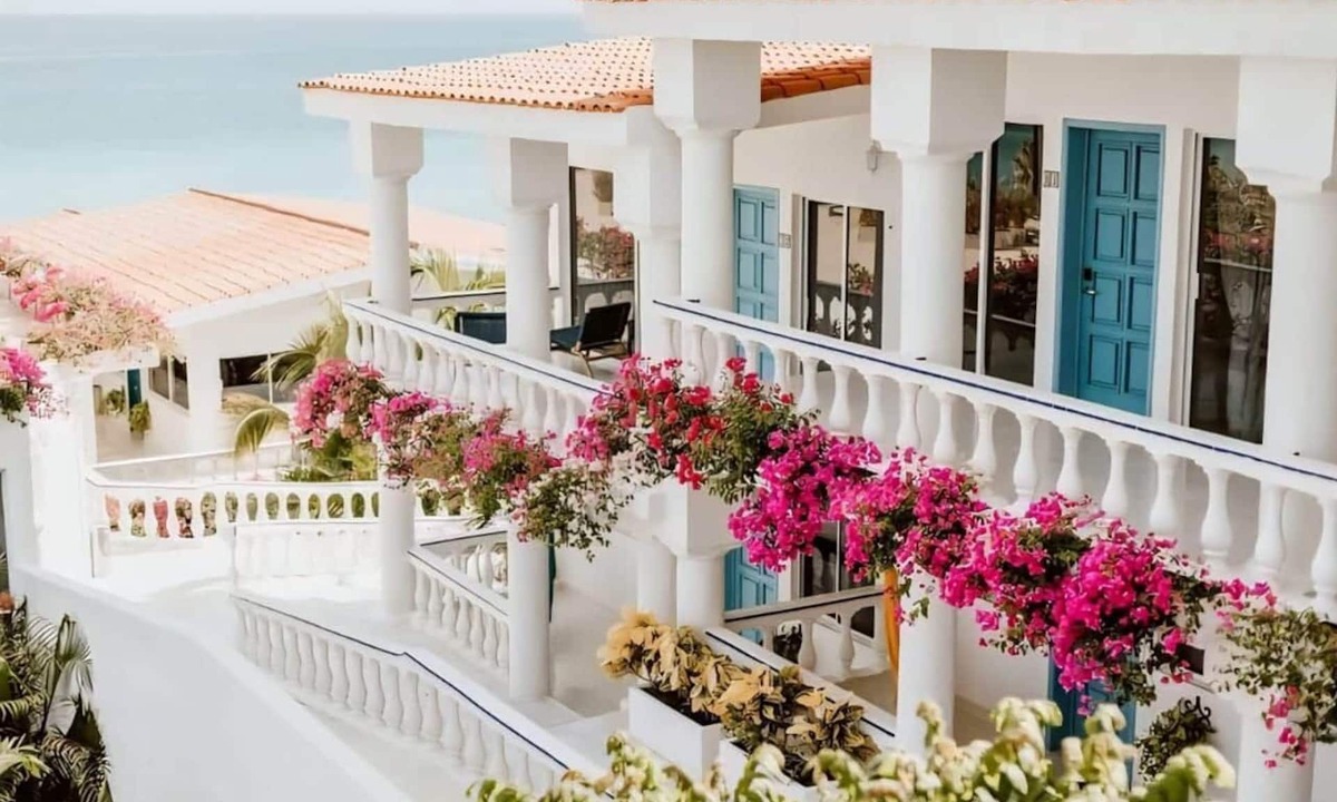 Juarez Apartment | Waves Resort-Adults only