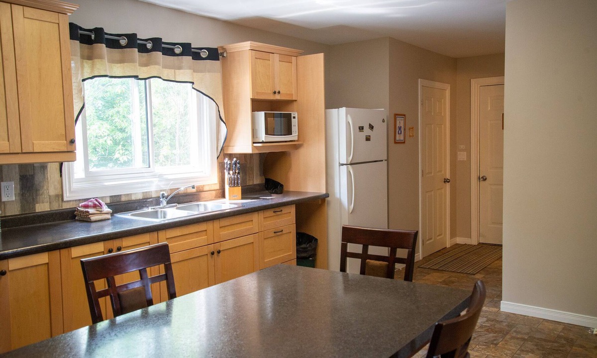 Wawa Hotel | Wawa Northern Lights Motel & chalets