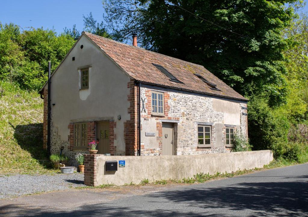 Piddlehinton House | Way's Forge