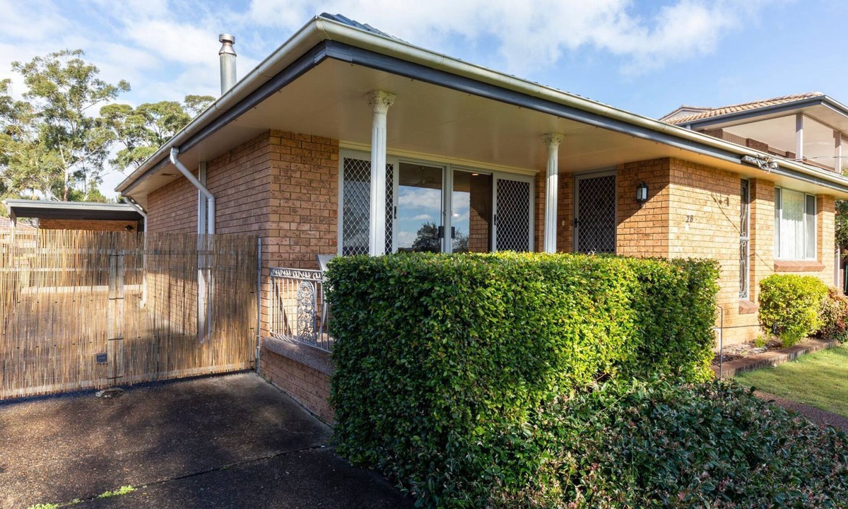 Hawks Nest House | Wayila - Riverfront - Pet Friendly