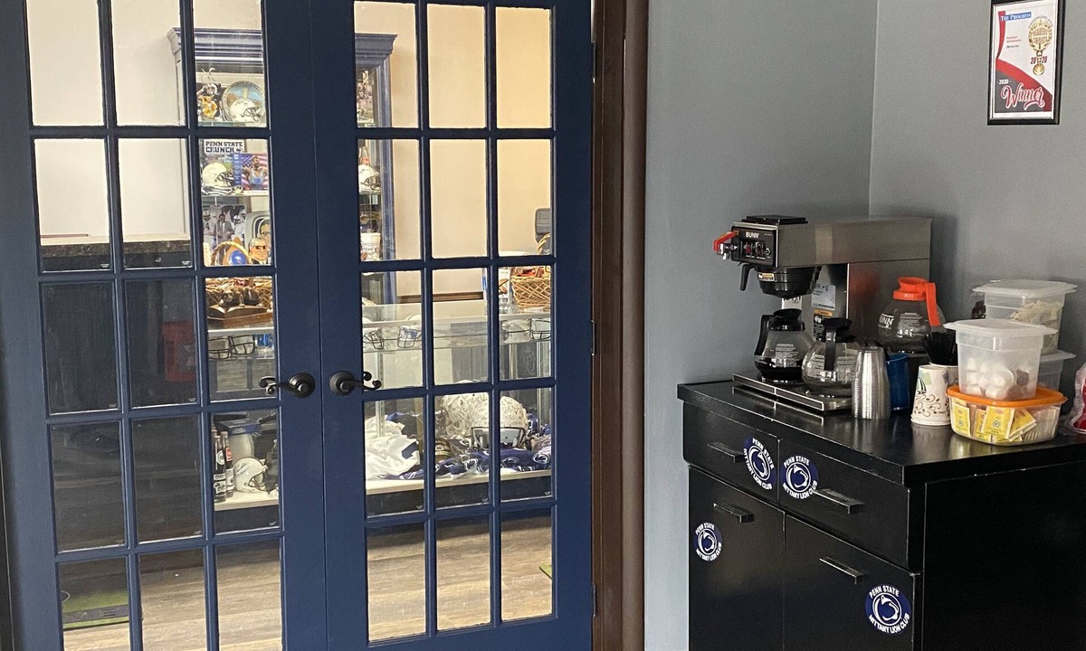 Hawk Run Hotel | We Are Inn