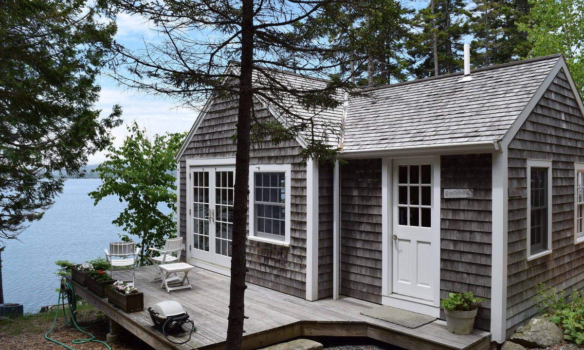 Seal Cove Cottage | We do not accept 2026 bookings until January.