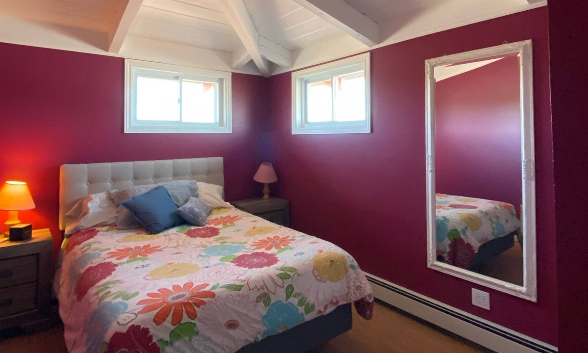 Lake Charlotte Apartment | Webbers Loft located minutes from clam harbour beach