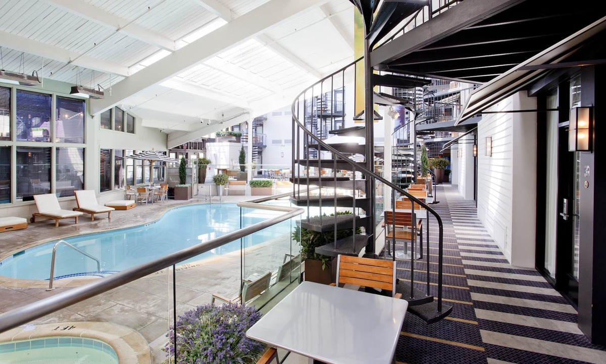 Ann Arbor Hotel | Weber's Hotel & Restaurant