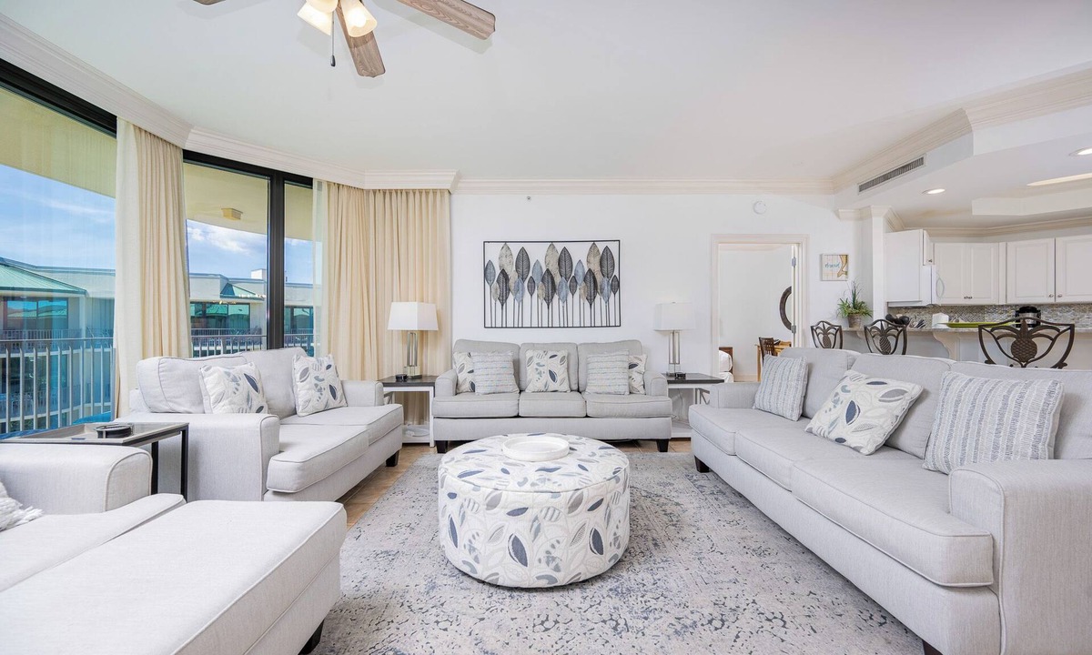 Orange Beach Condo | *WEEKLY SPECIALS!* Phoenix On The Bay *3BR 3BA* Condo 1524