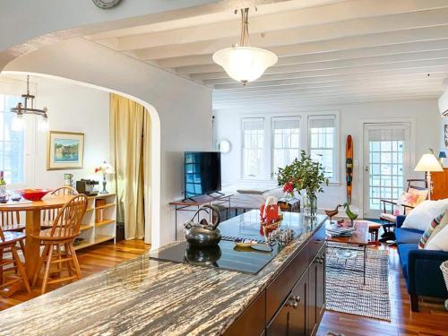 West Annapolis House | Weems Creek Cottage, Annapolis Waterfront