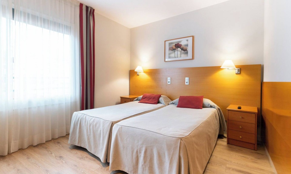 El Baix Guinardo Apartment | Weflating SANT PAU - 2 BDR
