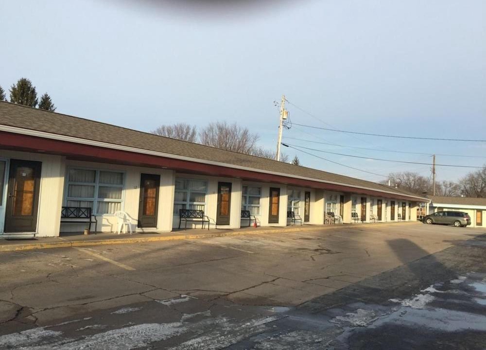 La Crosse Hotel | Welch Motel