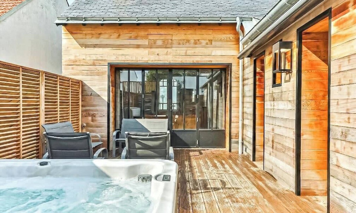 Saint-Gilles-Croix-de-Vie House | Welcome to Villa Floréal – Your tranquil retreat on the Vendée coast