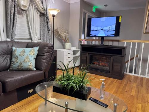 Monroe Heights Villa | Welcome and dreamthome