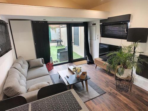 Longvic Apartment | Welcome Home