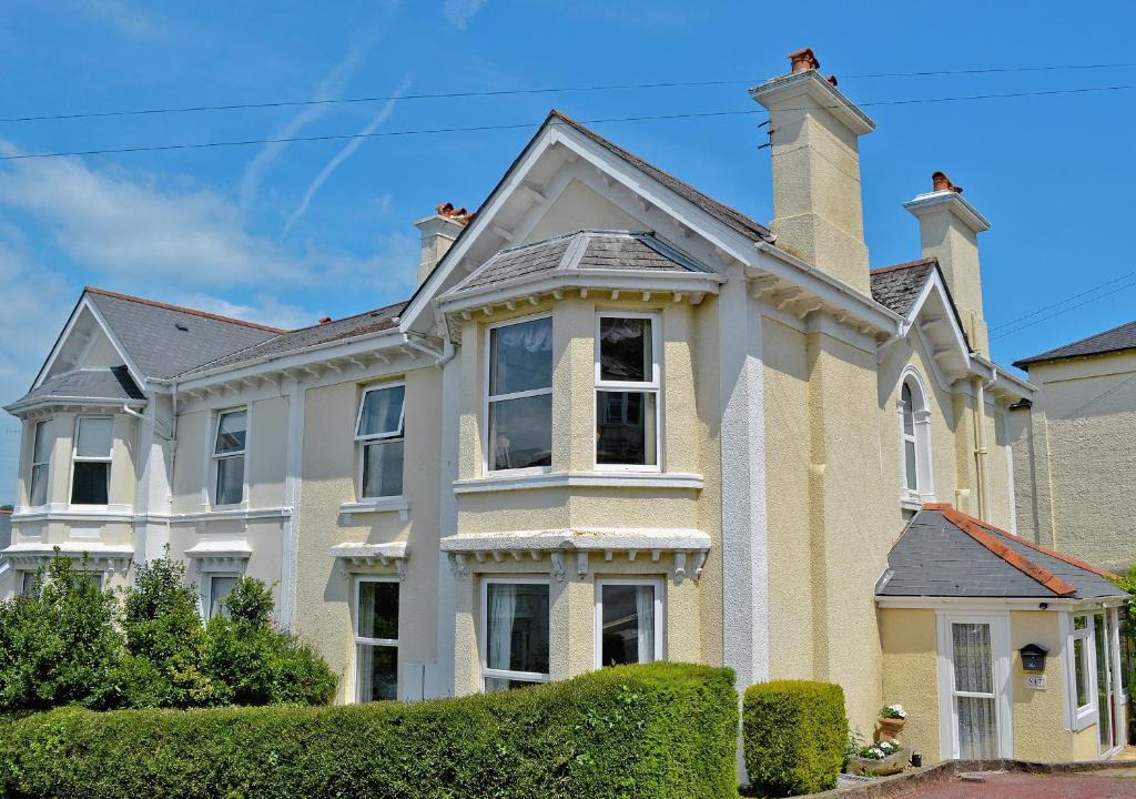 Liverton House | Welcome Retreat