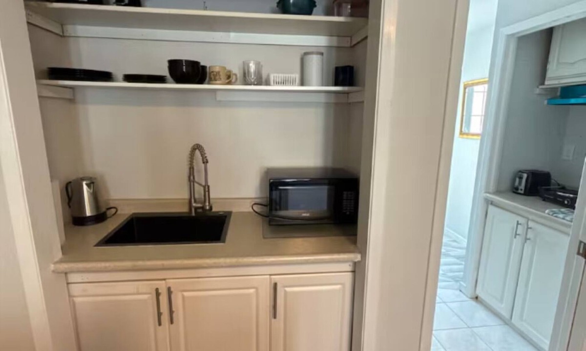 Niagara Falls Apartment | Welcome serene and distinctive studio near Niagara Falls