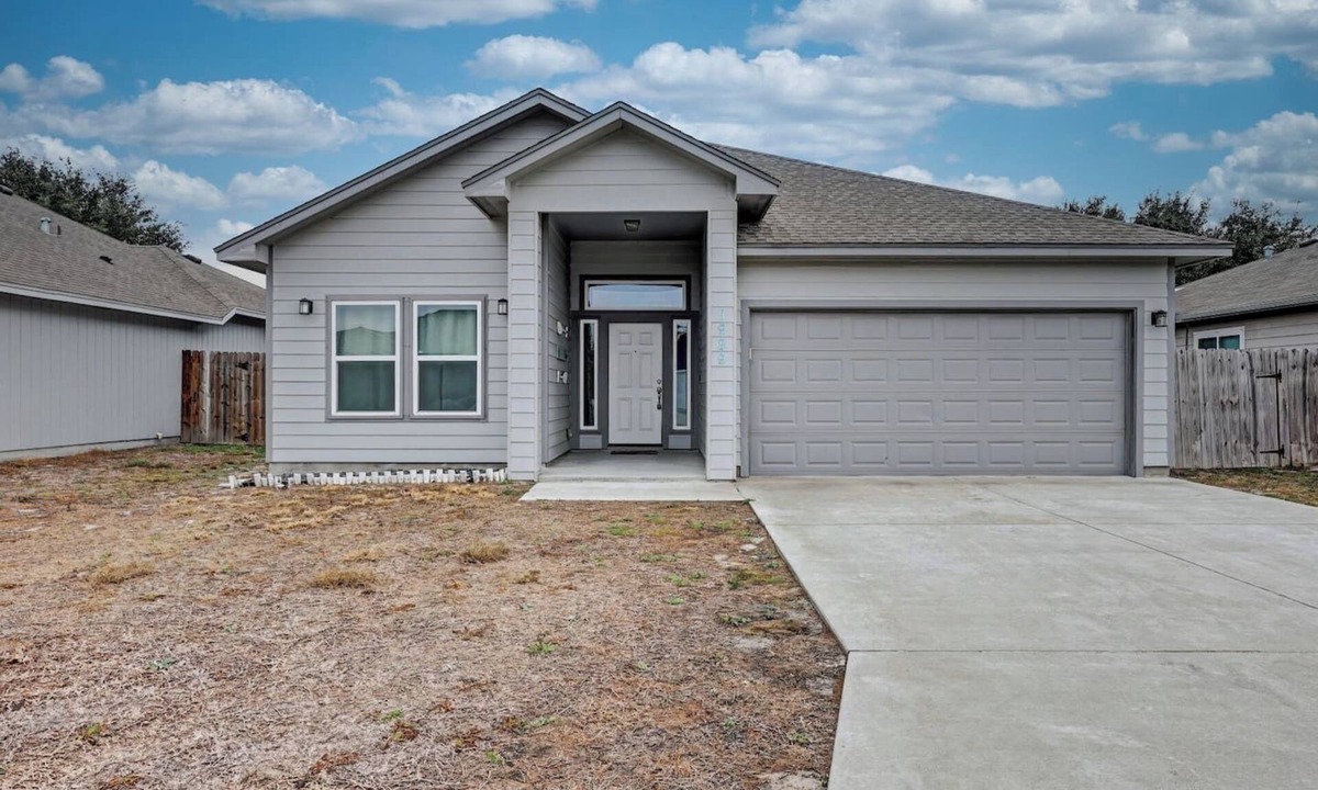 San Patricio County House | Welcome to Coastal Haven